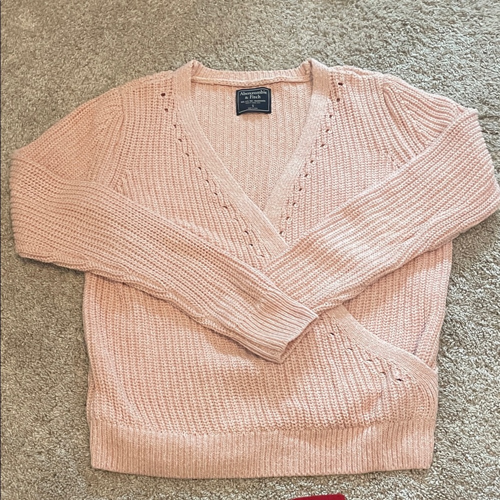 Abercrombie & Fitch Light Pink V-Neck Sweater